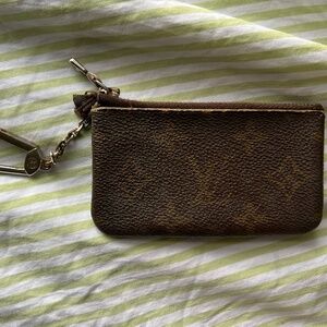Louis Vuitton Monogram Pochette Key Cles